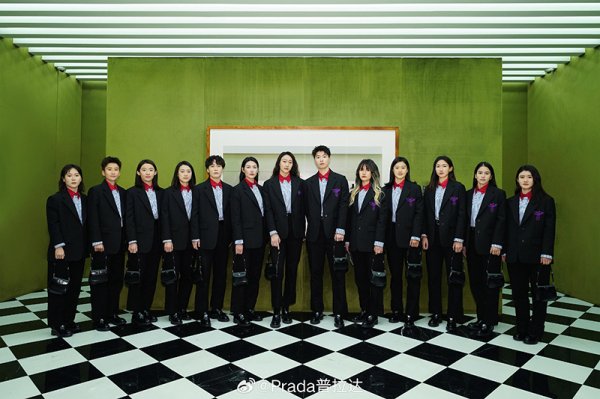 七星配资  商业品牌纷纷牵手“铿锵玫瑰”，奢侈品缘何看重体育明星