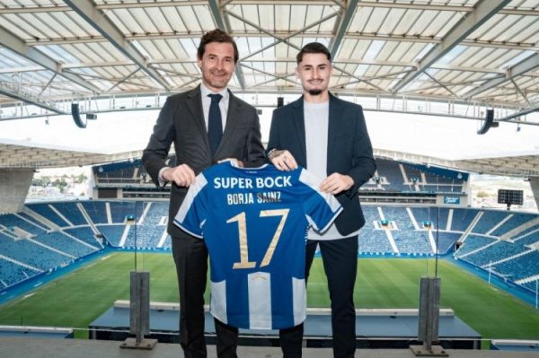 浙商配资 官方：波尔图签下诺维奇前锋赛恩斯，转会费总价1650万欧