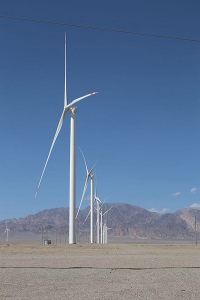 明福今投 冷湖：石油枯竭后人口骤降，如今大风刮来了新生机